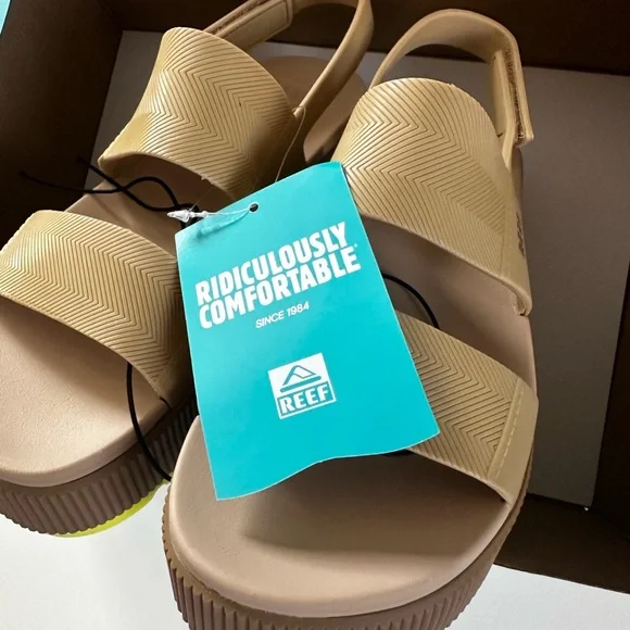 Reef Beige and Lime Water Vista Higher Platform Sandals - Picture 7 of 14